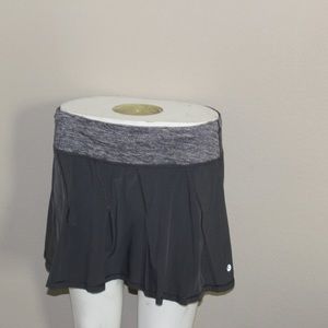 Lululemon Lost in pace Gray skrit tennis size 6